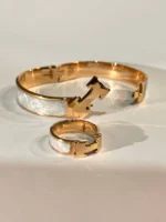 انگشتر و دستند هرمس