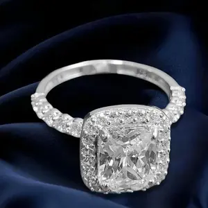 حلقه نامزدی طلا